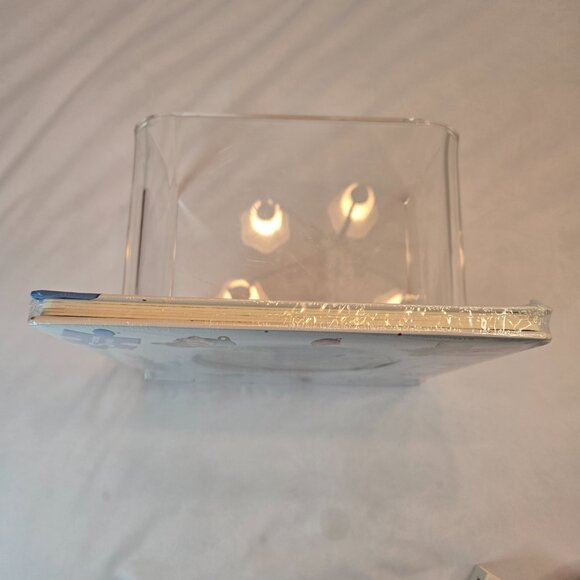 PETER RABBIT Set of 3 - Puzzle Book, Magnetic Set, Tattle Tales Book w/Figurines - Picture 13 of 15